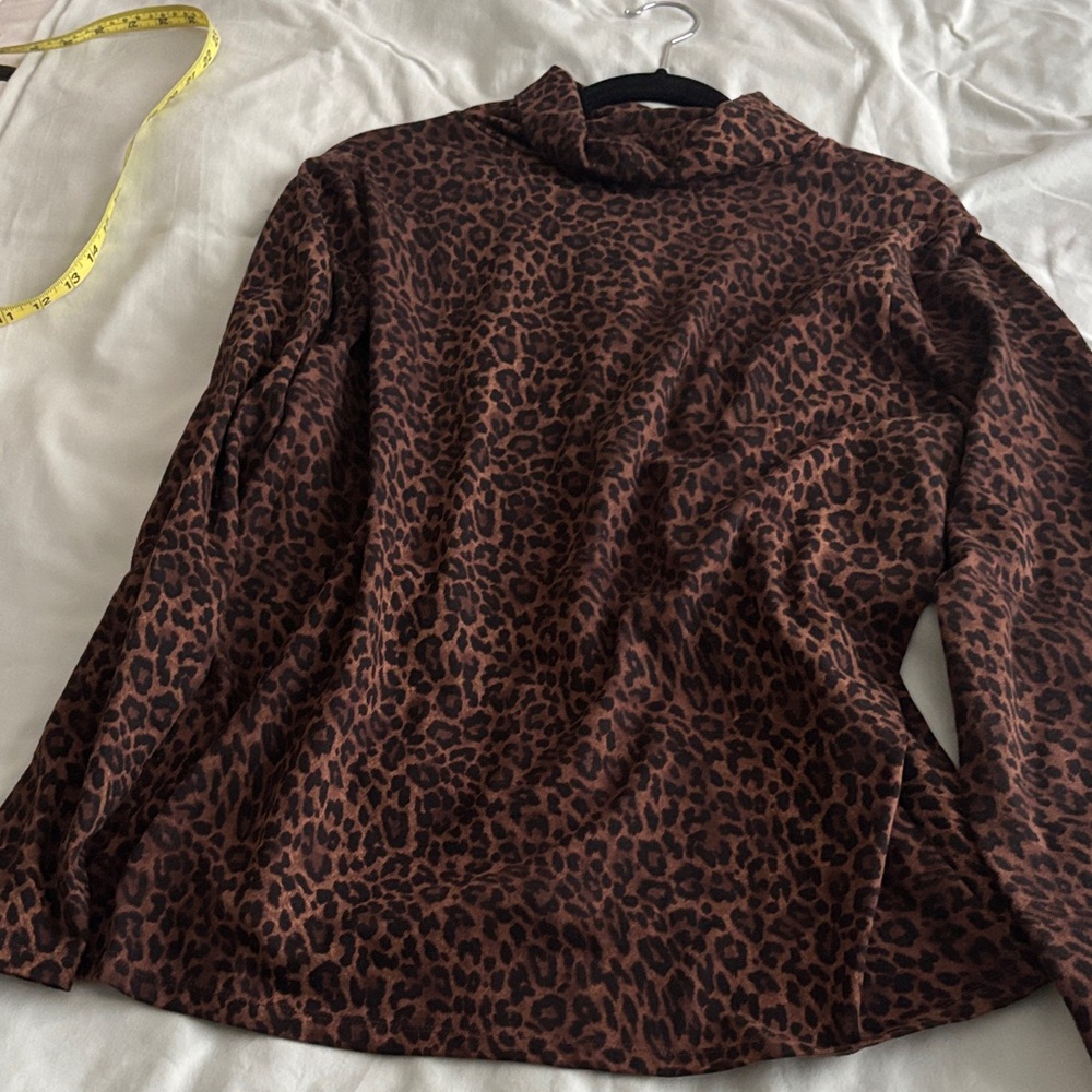 Talbots Animal Print Long Sleeve Top
